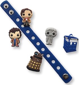 Doctor Who Crocs Charms And Bracelet Set