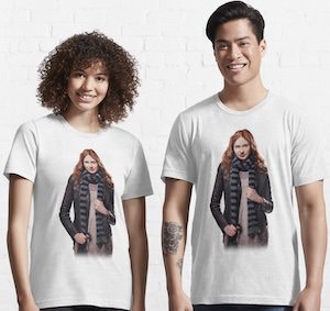 Amy Pond With Scarf T-Shirt